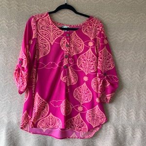 Manuheali’i 3/4 sleeved pink blouse